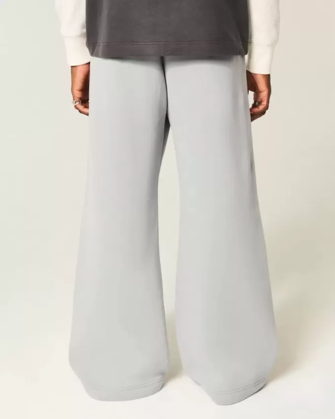 Pantaloni de sport largi Pantaloni de sport largi
