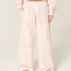 Pantaloni de sport largi Camo roz Pantaloni de sport largi Camo roz