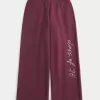 Pantaloni de sport largi din clasa ’26 Pantaloni de sport largi din clasa ’26