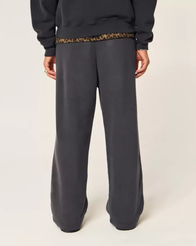 Pantaloni de sport Super Baggy, clasa 26 Pantaloni de sport Super Baggy, clasa 26