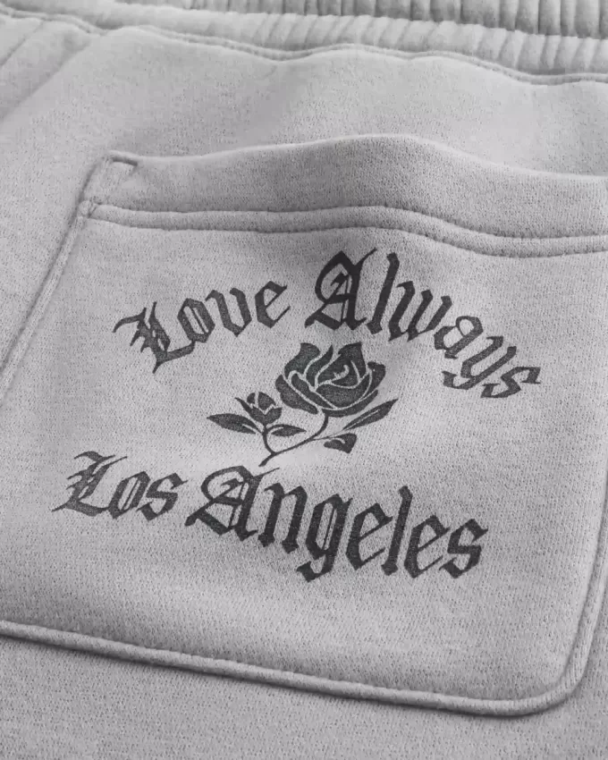 Pantaloni de sport super largi cu buzunare din spate Los Angeles Pantaloni de sport super largi cu buzunare din spate Los Angeles