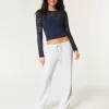 Pantaloni de trening drepti cu fundă Pantaloni de trening drepti cu fundă