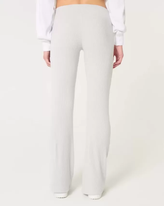 Pantaloni evazați confortabili cu nervuri Pantaloni evazați confortabili cu nervuri