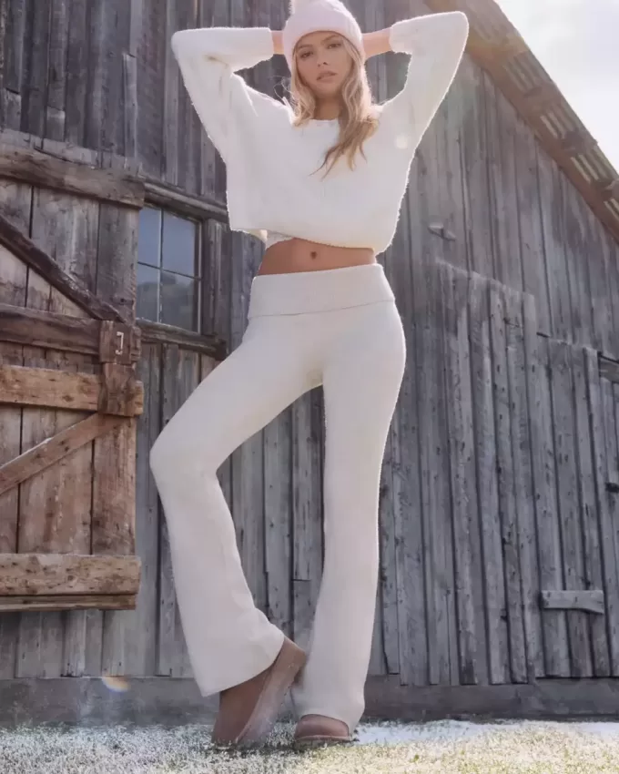 Pantaloni evazați cu talie rabatabilă Gilly Hicks Pantaloni evazați cu talie rabatabilă Gilly Hicks