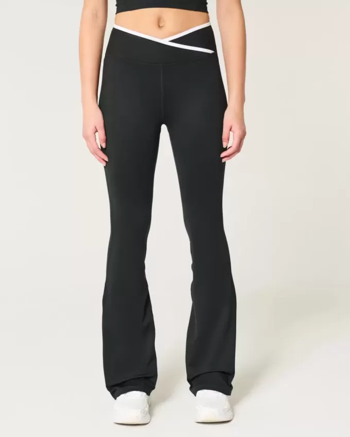 Pantaloni evazați cu vârful Gilly Hicks Active Recharge Pantaloni evazați cu vârful Gilly Hicks Active Recharge