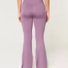 Pantaloni evazați cu vârful Gilly Hicks Active Recharge Pantaloni evazați cu vârful Gilly Hicks Active Recharge