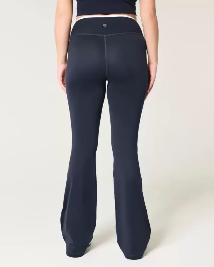 Pantaloni evazați cu vârful Gilly Hicks Active Recharge Pantaloni evazați cu vârful Gilly Hicks Active Recharge