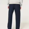 Pantaloni largi