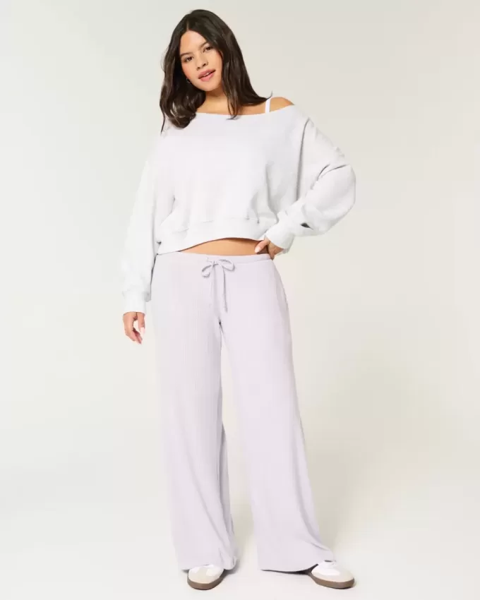 Pantaloni largi, confortabili, cu șnur Pantaloni largi, confortabili, cu șnur