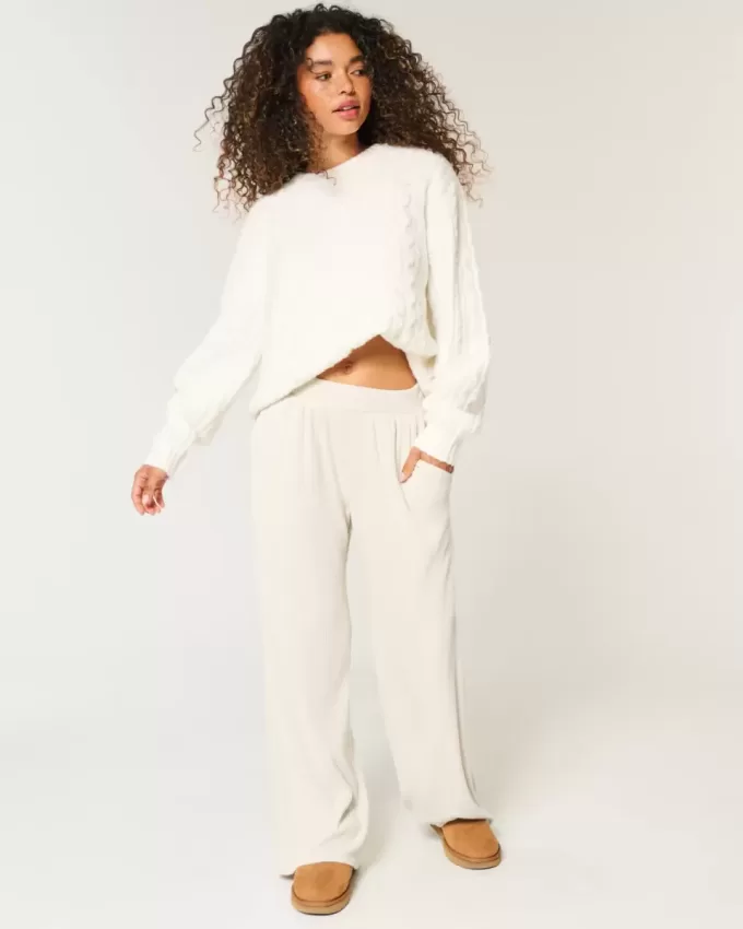 Pantaloni largi cu coaste confortabile Pantaloni largi cu coaste confortabile