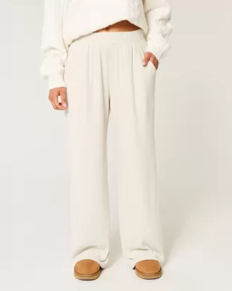Pantaloni largi cu coaste confortabile