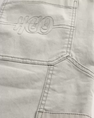 Pantaloni largi de pictor