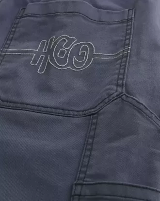 Pantaloni largi de pictor