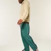 Pantaloni largi de sport