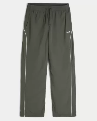 Pantaloni largi de sport