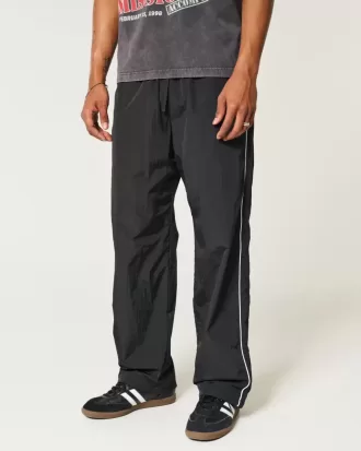 Pantaloni largi de sport