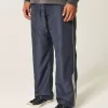 Pantaloni largi de sport Pantaloni largi de sport