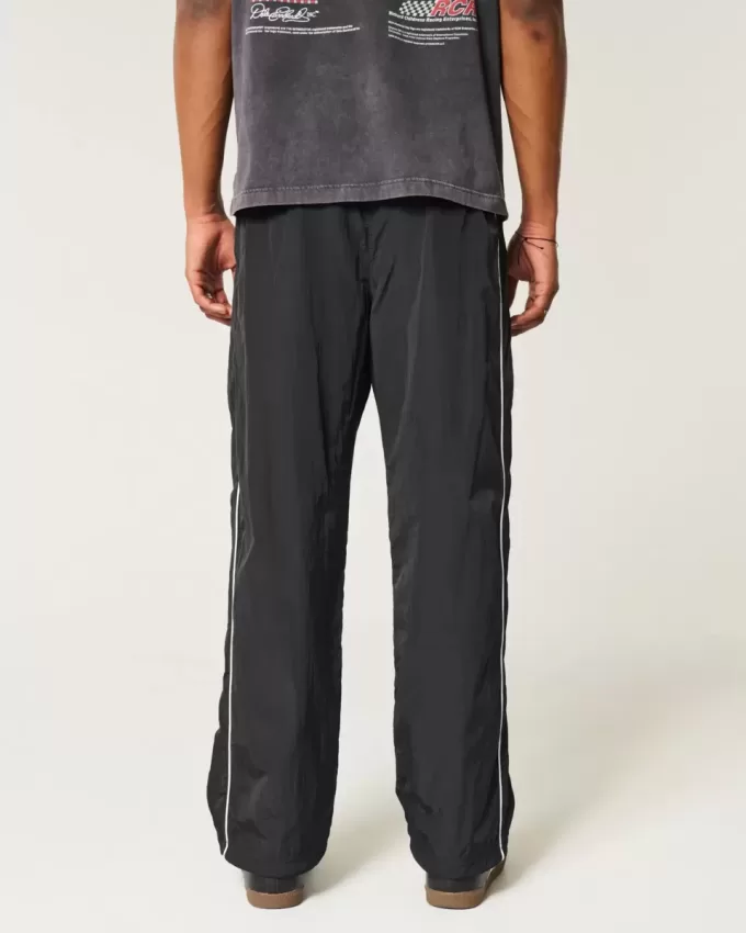 Pantaloni largi de sport