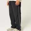 Pantaloni largi de sport Pantaloni largi de sport