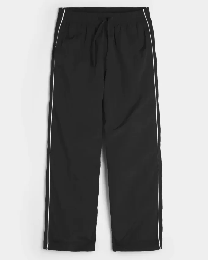 Pantaloni largi de sport