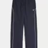 Pantaloni largi de sport Pantaloni largi de sport