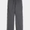 Pantaloni largi de sport Pantaloni largi de sport