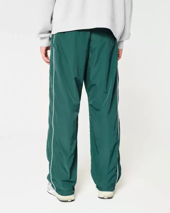 Pantaloni largi de sport