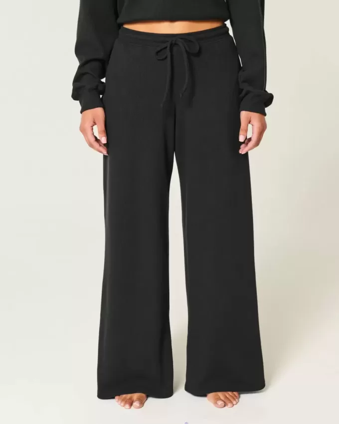 Pantaloni largi și confortabili, Gilly Hicks Pantaloni largi și confortabili, Gilly Hicks