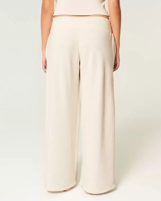 Pantaloni largi și confortabili, Gilly Hicks Pantaloni largi și confortabili, Gilly Hicks