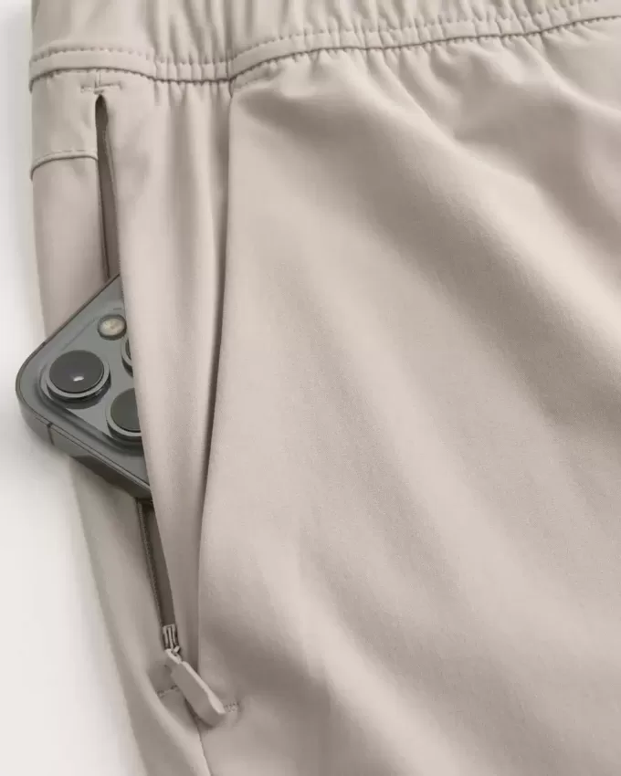 Pantaloni relaxați pentru toată ziua Pantaloni relaxați pentru toată ziua