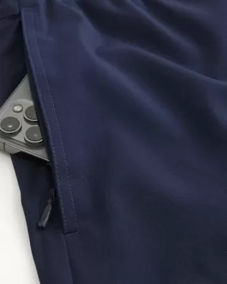 Pantaloni scurți activi hibridi la jumătatea coapsei