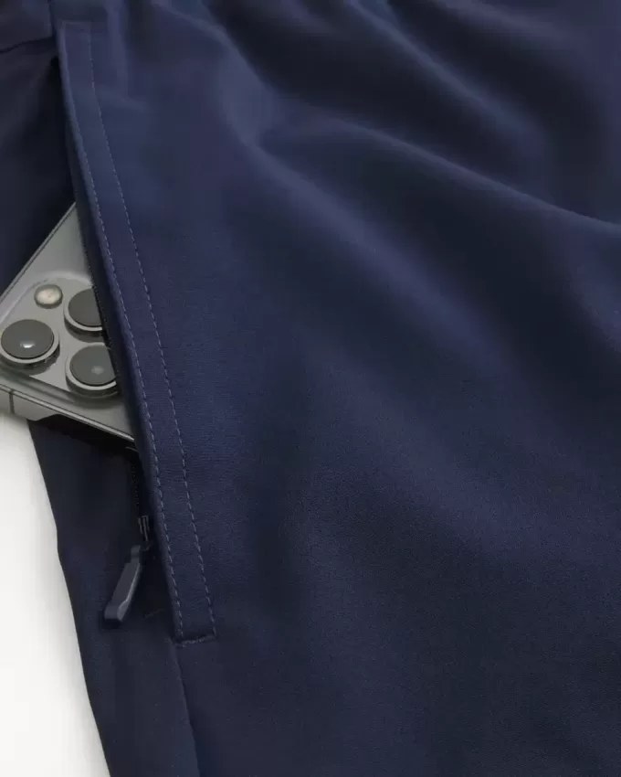 Pantaloni scurți activi hibridi la jumătatea coapsei