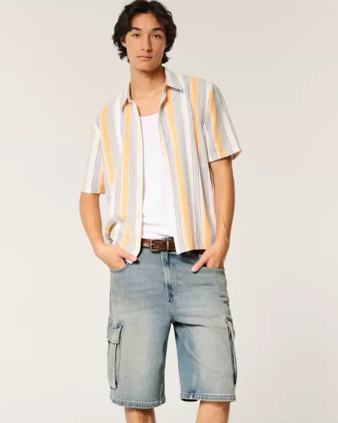 Pantaloni scurți cargo din denim cu spălare medie