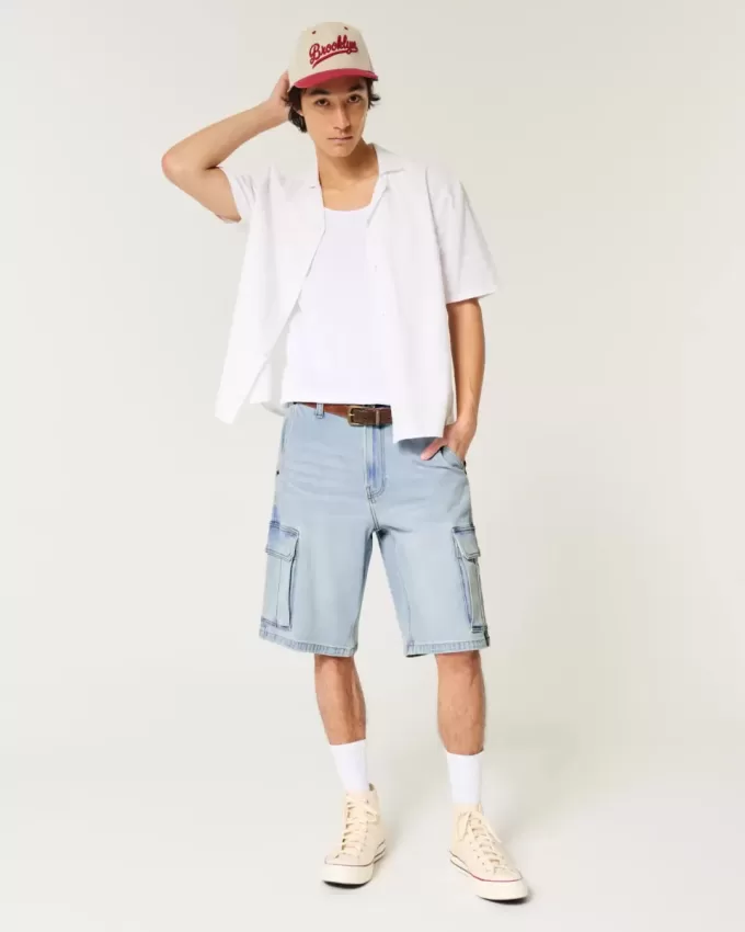 Pantaloni scurți cargo din denim largi