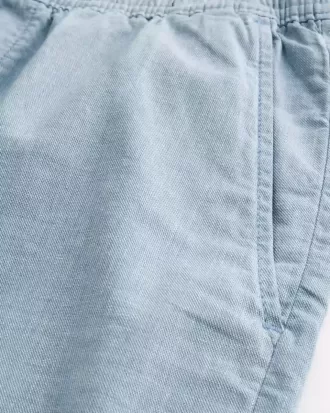 Pantaloni scurți cu încordare în amestec de in la jumătatea coapsei