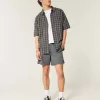 Pantaloni scurți cu tragere din twill la jumătatea coapsei Pantaloni scurți cu tragere din twill la jumătatea coapsei