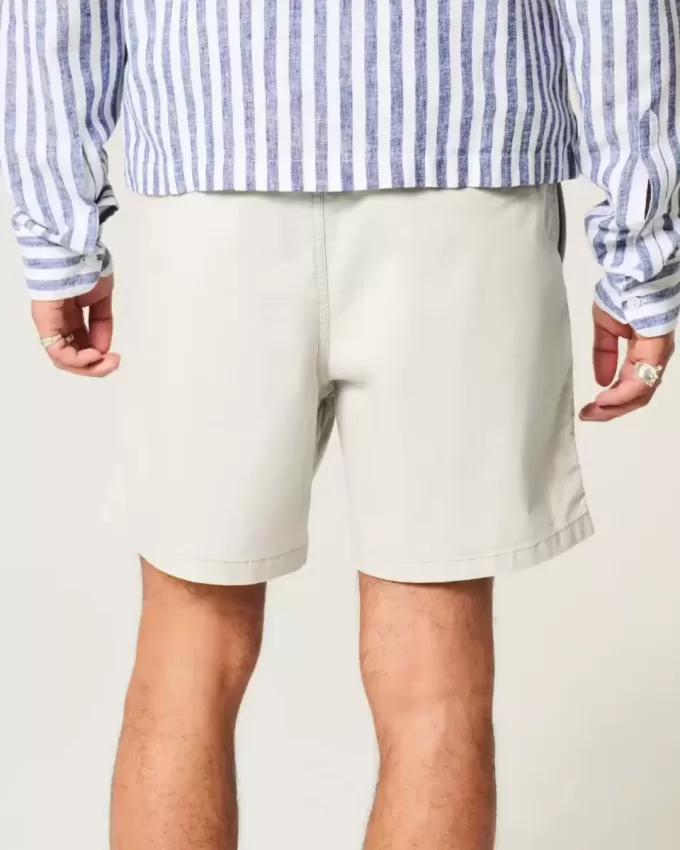 Pantaloni scurți cu tragere din twill la jumătatea coapsei Pantaloni scurți cu tragere din twill la jumătatea coapsei