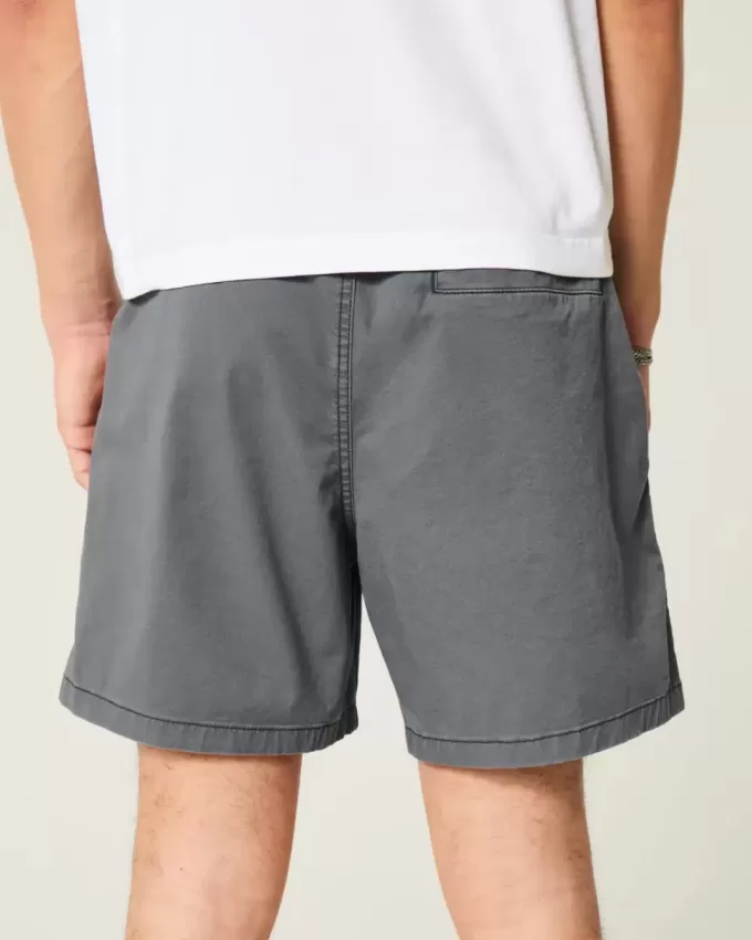 Pantaloni scurți cu tragere din twill la jumătatea coapsei Pantaloni scurți cu tragere din twill la jumătatea coapsei