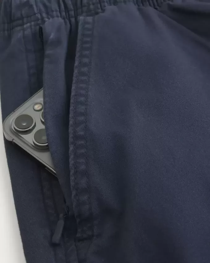 Pantaloni scurți cu tragere din twill la jumătatea coapsei Pantaloni scurți cu tragere din twill la jumătatea coapsei