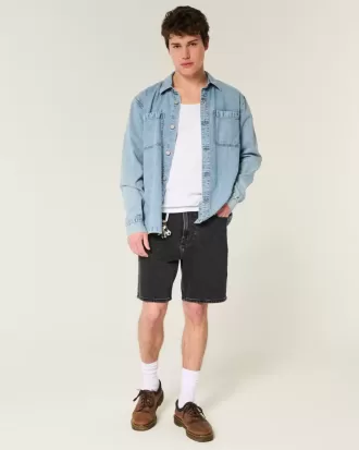 Pantaloni scurți de denim largi deasupra genunchiului