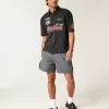 Pantaloni scurți de fotbal largi la jumătatea coapsei Pantaloni scurți de fotbal largi la jumătatea coapsei