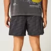 Pantaloni scurți de fotbal largi la jumătatea coapsei Pantaloni scurți de fotbal largi la jumătatea coapsei