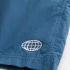 Pantaloni scurți de fotbal largi la jumătatea coapsei Pantaloni scurți de fotbal largi la jumătatea coapsei