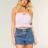 Pantaloni scurți din denim cu talie înaltă, cu spalare medie, brodate florale Pantaloni scurți din denim cu talie înaltă, cu spalare medie, brodate florale