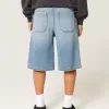 Pantaloni scurți din denim super baggy cu spălare medie Pantaloni scurți din denim super baggy cu spălare medie