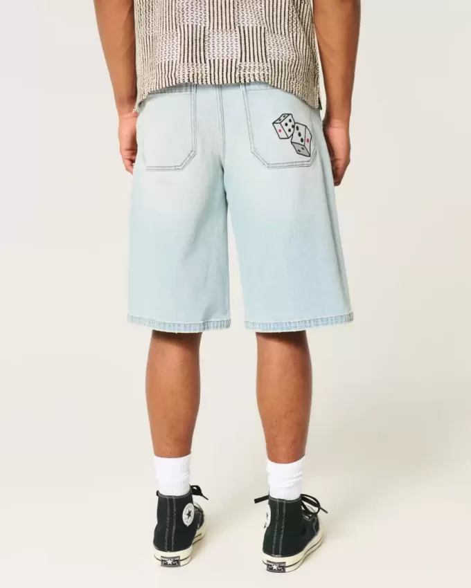 Pantaloni scurți din denim super largi cu grafic Dice Light Wash