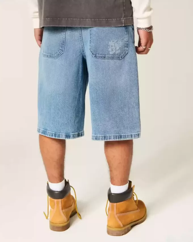 Pantaloni scurți din denim super largi cu grafic Skull Pantaloni scurți din denim super largi cu grafic Skull