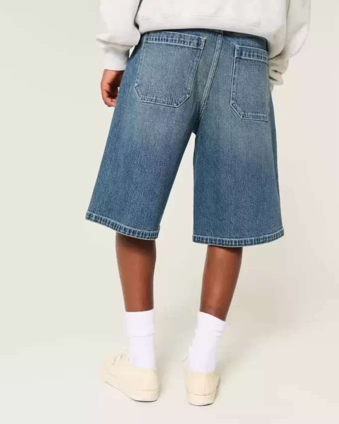 Pantaloni scurți din denim super largi, cu spalare închisă sub genunchi