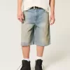 Pantaloni scurți din denim super largi, cu spălare medie unsă