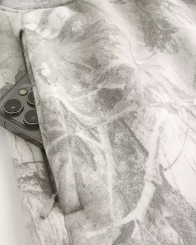 Pantaloni scurți din lână camuflat la jumătatea coapsei